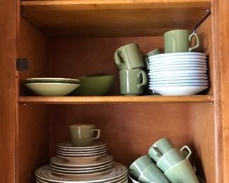 retro green and white plates & mugs