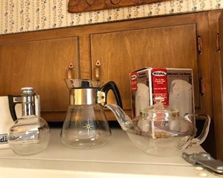 vintage pyrex coffee & tea