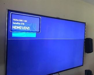 Samsung 60” Smart TV 
