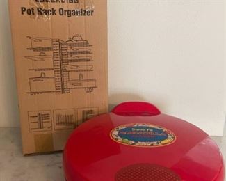 Geek digs Pot Rack Organizer and Quesadilla Maker