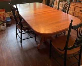 Farmhouse Dining Room Table and Chairs