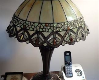 STAINED GLASS LAMP METAL BASE