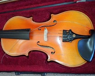 VIOLIN