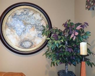 LARGE ROUND MAP PICTURE - FAUX TREE