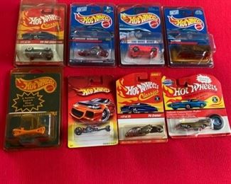 Hot Wheels Assortment of 8