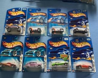 Hot Wheels no. 26 x3, 27 x2, 28, 29 x2