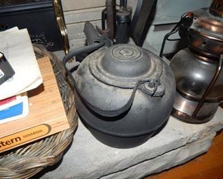 cast iron kettle
