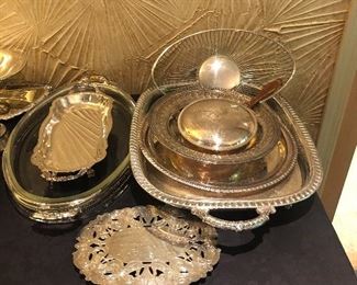 Silverplate serving pieces 