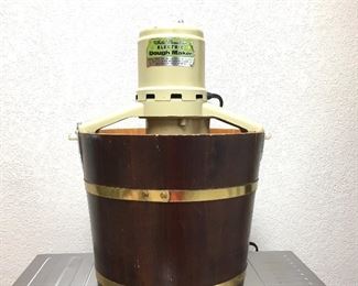 White Mountain Dough Maker