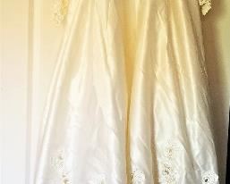Lovely wedding dress with long train.