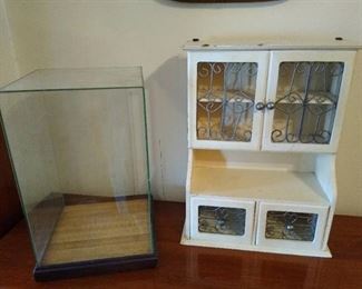 Display cube case & wall shelf
