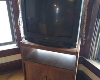 Zenith 27" TV & VHS player w/ media cart with storage