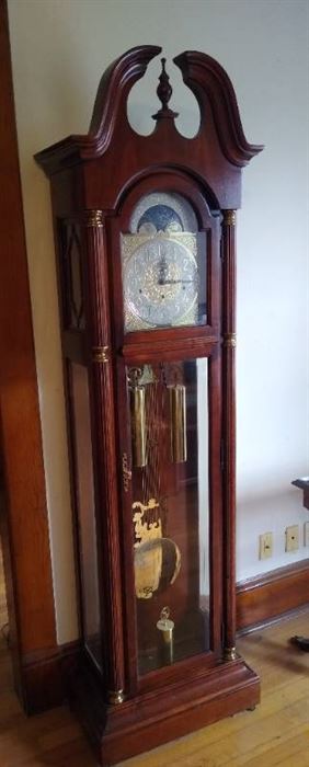 Howard Miller Glenn Ellyn grandfather clock