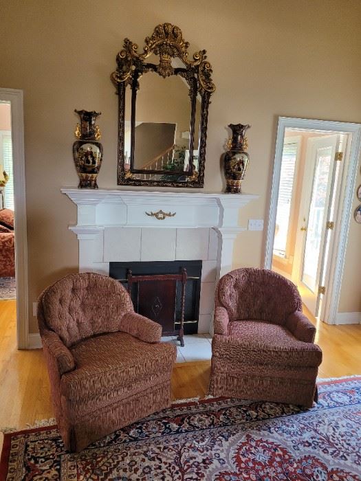 Accent Chairs, Mirror
