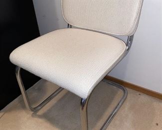 1970s SIDE CHAIR