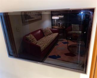 SAMSUNG FLATSCREEN TVs