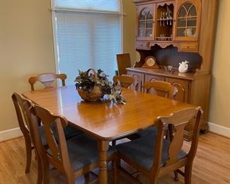 Mid century Bassett "Chimney Corners" dining room furniture.