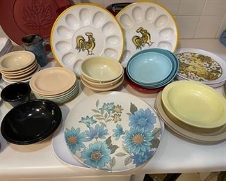 vintage melamine plastice dinnerware