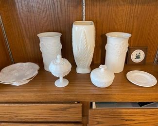 Milk glass, Kaiser vases, Haeger vase