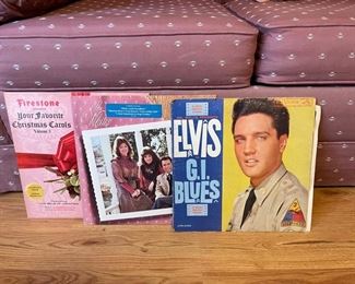 Elvis vinyl record "G.I." Blues