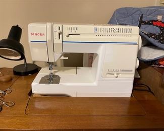 Singer Sewing Machine with cabinet