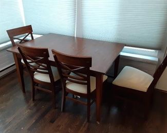 Dining table with four chairs 