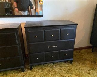 https://www.ebay.com/itm/124694824810 CV9022 Mid Century Modern Black Low Chest of Drawers #1 -4/30/21 Pickup Only Estate Sale Pickup Only Auction