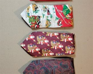 Assortment of Collectable Mens Ties VI