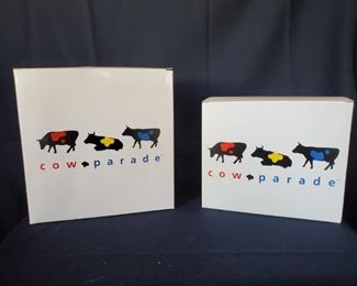 Cow parade figurines