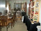 DINNING TABLE 6 CHAIRS
LOTS OF GLASSWARE