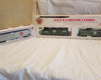 toy loco caboose combo for train set