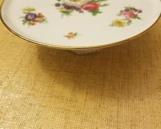Vintage hand painted cake plate from Bavaria Germany. Bareuther Waldsassen #144