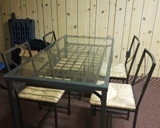 kitchen table (glass table top) and 4 chairs