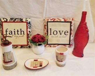 Red &  Black bath set-  Faith &  Love small pictures