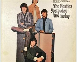 https://www.ebay.com/itm/114792308333	BM0108 THE BEATLES "YESTERDAY AND TODAY" LP T2553 		Buy-It-Now	 $20.00 
