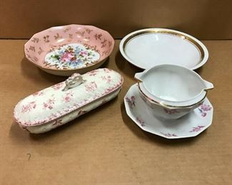 
https://www.ebay.com/itm/114792312241	CC7010 Assorted Lot of Dishware 4 pieces - Kahia, Uship or Local Pickup		Buy-It-Now	 $20.00 
