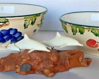 https://www.ebay.com/itm/124709152585	CC8018 2 DANSK BOWLS AND DOLPHIN SCULPTURE BY JOHN PERRY UShip or Local Pickup		Buy-It-Now	 $30.00 

