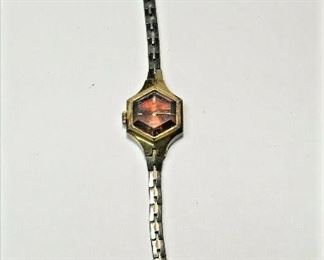 2021-05-14	DS0003	https://www.ebay.com/itm/114807248983	DS0003 VINTAGE FACETED LADIES SEIKO WATCH #8N1229 11-8029 UNTESTED		Buy-It-Now	 $19.99 
