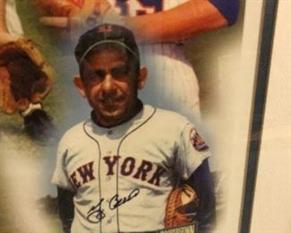 1969 NY Mets World Series Champions Signed Litho with 25 players and 5 coaches  Authenticated