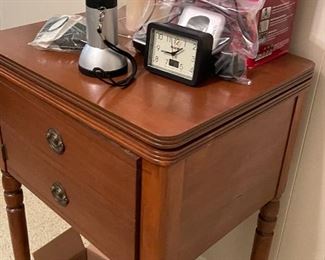 Sewing table cabinet