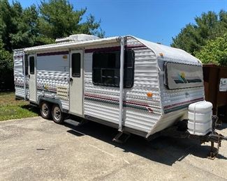 1995 Solaris T-2590 - 25’11” x 8’