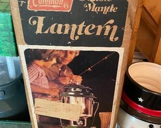 Coleman Double Mantle Lantern in Box