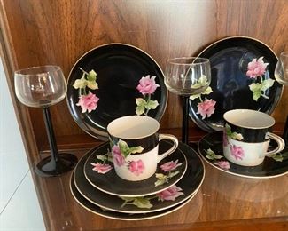 Pretty Black Pink Roses Luncheon/Dessert Set Cup/Saucers/ Coffee Pot