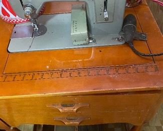 Vintage Sears Kenmore Sewing Machine/Cabinet