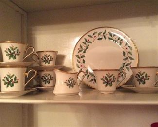 lenox christmas dishes