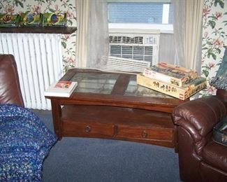 LEADED GLASS TOP COFFEE TABLE & GAMES
