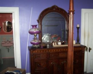 DRESSER WITH MIRROR, GWTW LAMP & MORE
