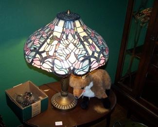 LEADED GLASS LAMP