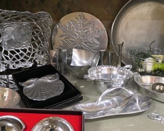 Another view of Nambi serve ware