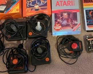 Atari 2600 controllers
